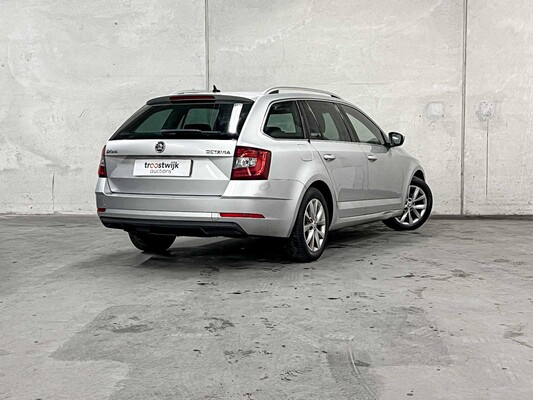 Skoda Octavia Combi 1.6 TDI Clever ed. 116PS 2018 (Original-NL), XD-037-P