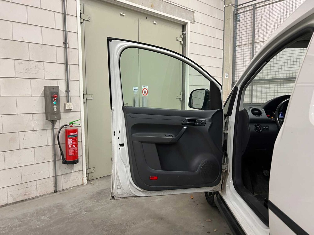 Volkswagen Caddy 1.6 TDI Maxi 75hp 2015 (Original-NL), VN-290-F