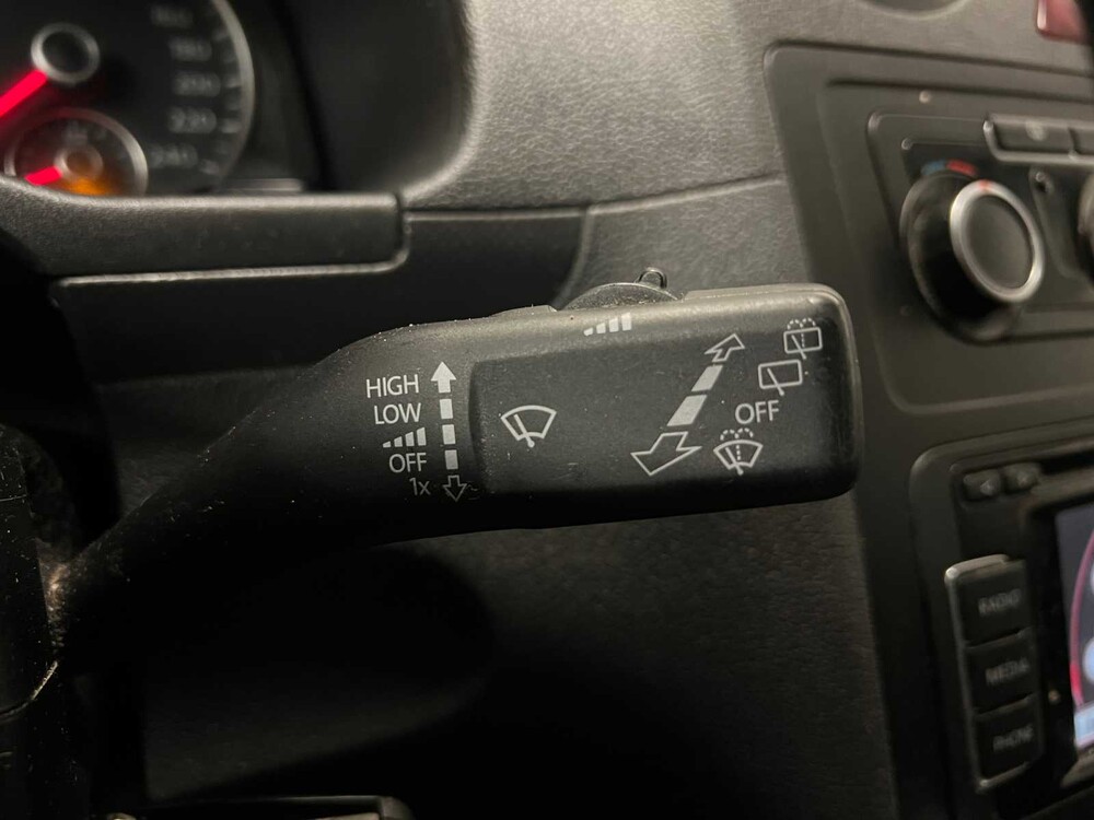 Volkswagen Caddy 1.6 TDI Maxi 75hp 2015 (Original-NL), VN-290-F