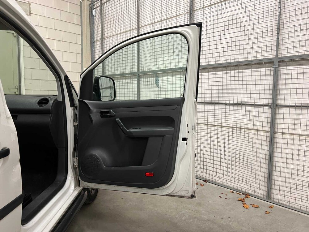 Volkswagen Caddy 1.6 TDI Maxi 75hp 2015 (Original-NL), VN-290-F