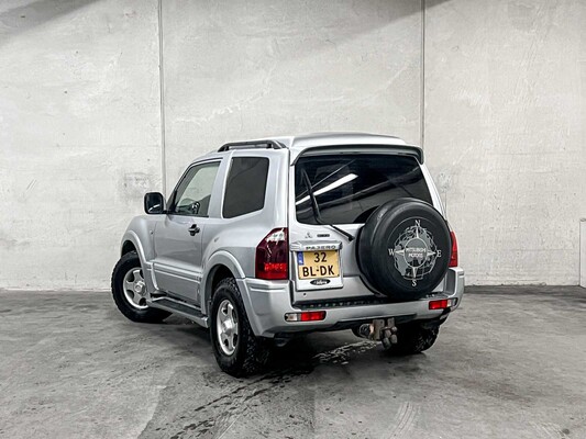 Mitsubishi Pajero 3.2 Di-D GLX HR 160hp 2004 (Original-NL), 32-BL-DK