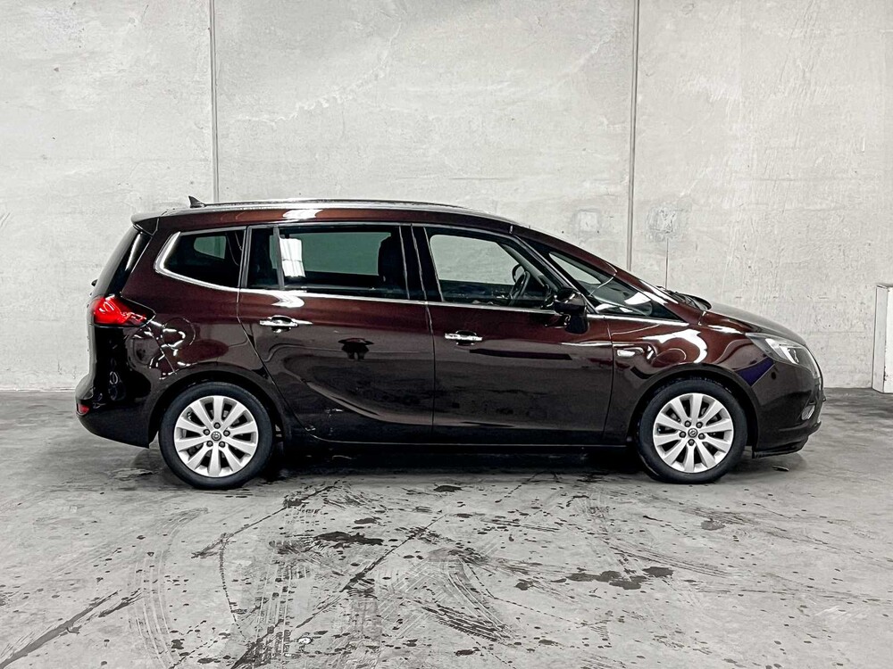 Opel Zafira Tourer 1.4 Cosmo 7p. 140 pk 2013 (Origineel-NL), 66-ZSK-9