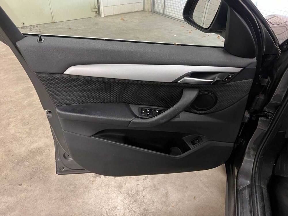 BMW X1 sDrive16d Executive 116pk 2018 (Origineel-NL+1e eigenaar), TL-644-V