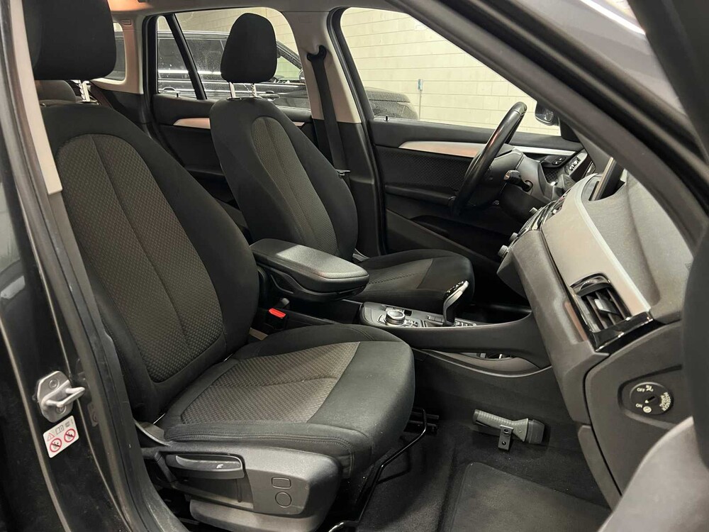 BMW X1 sDrive16d Executive 116pk 2018 (Origineel-NL+1e eigenaar), TL-644-V