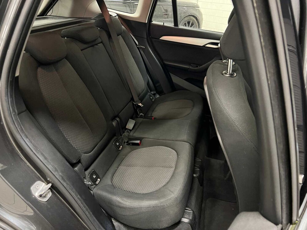 BMW X1 sDrive16d Executive 116pk 2018 (Origineel-NL+1e eigenaar), TL-644-V