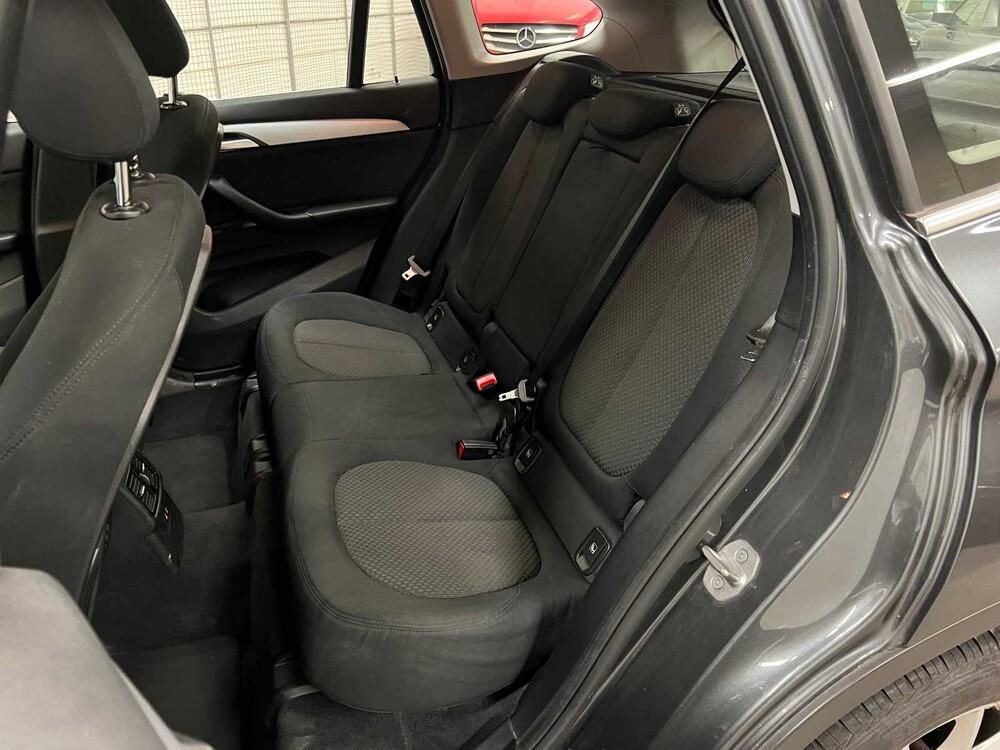 BMW X1 sDrive16d Executive 116pk 2018 (Origineel-NL+1e eigenaar), TL-644-V