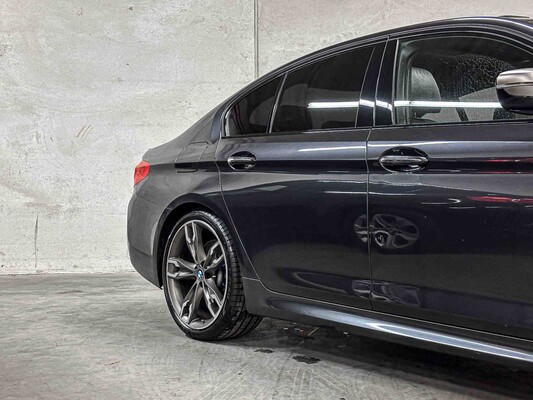 BMW M550i xDrive High Executive M-Sport 462pk 2018 5-serie, N-650-KN