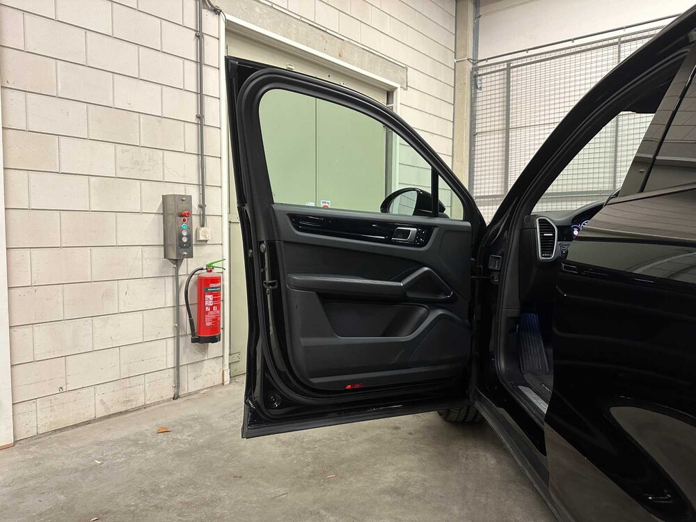 Porsche Cayenne 3.0 V6 340PS 2018, G-891-DS