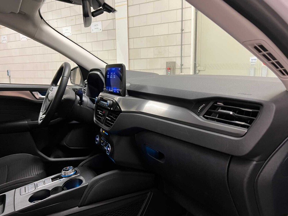 Ford Kuga 2.5 PHEV Titan 152PS 2021 (Original-NL), L-982-HN