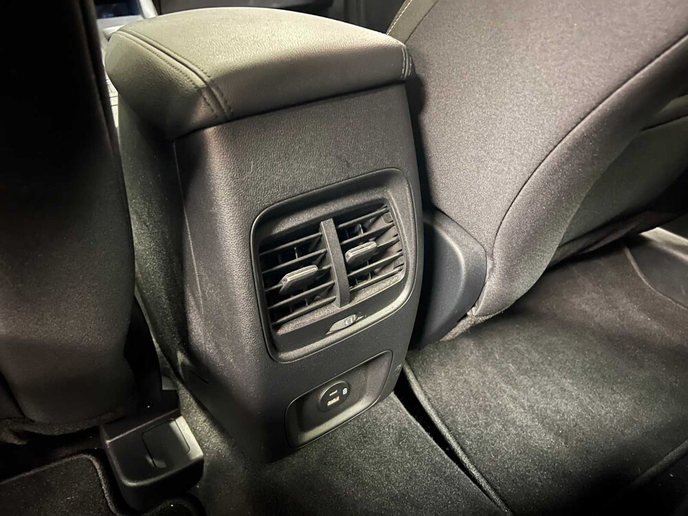 Ford Kuga 2.5 PHEV Titan 152PS 2021 (Original-NL), L-982-HN