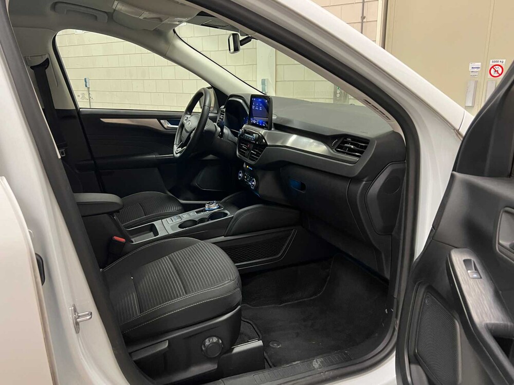 Ford Kuga 2.5 PHEV Titan 152PS 2021 (Original-NL), L-982-HN