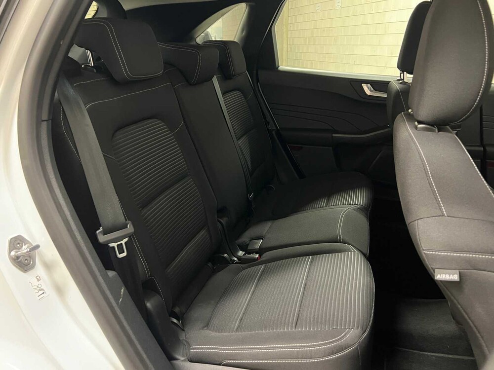 Ford Kuga 2.5 PHEV Titan 152PS 2021 (Original-NL), L-982-HN