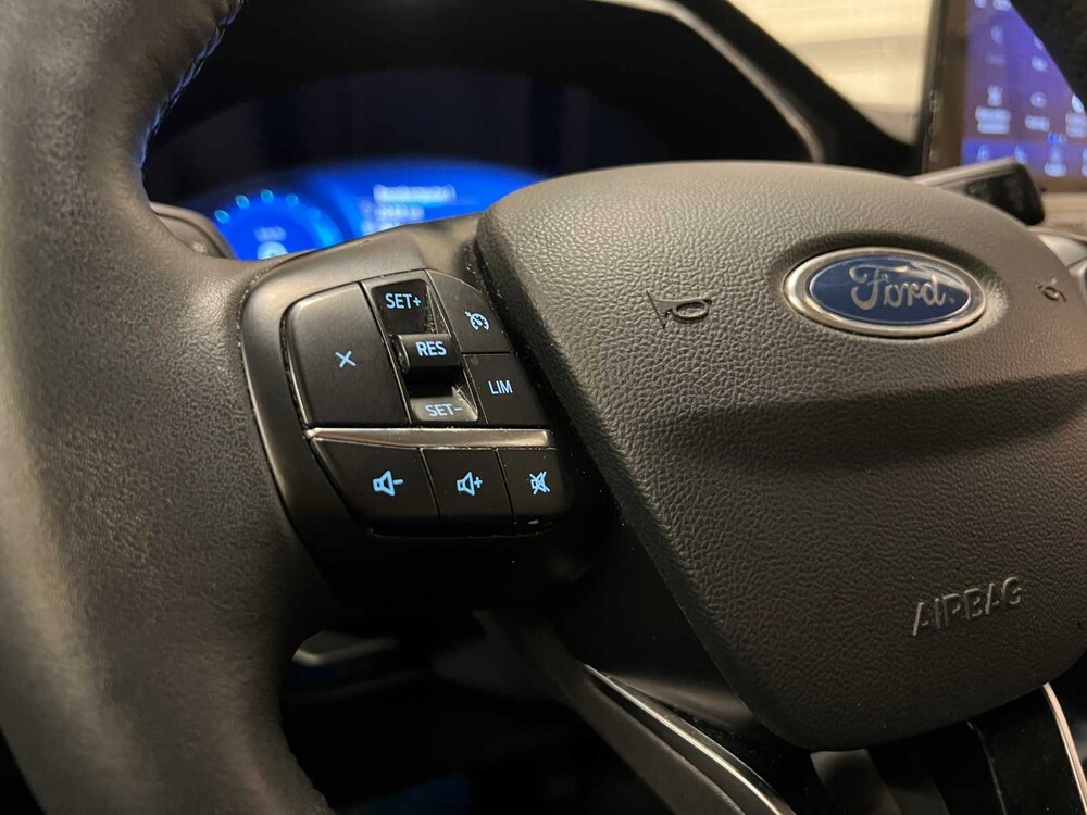 Ford Kuga 2.5 PHEV Titan 152PS 2021 (Original-NL), L-982-HN