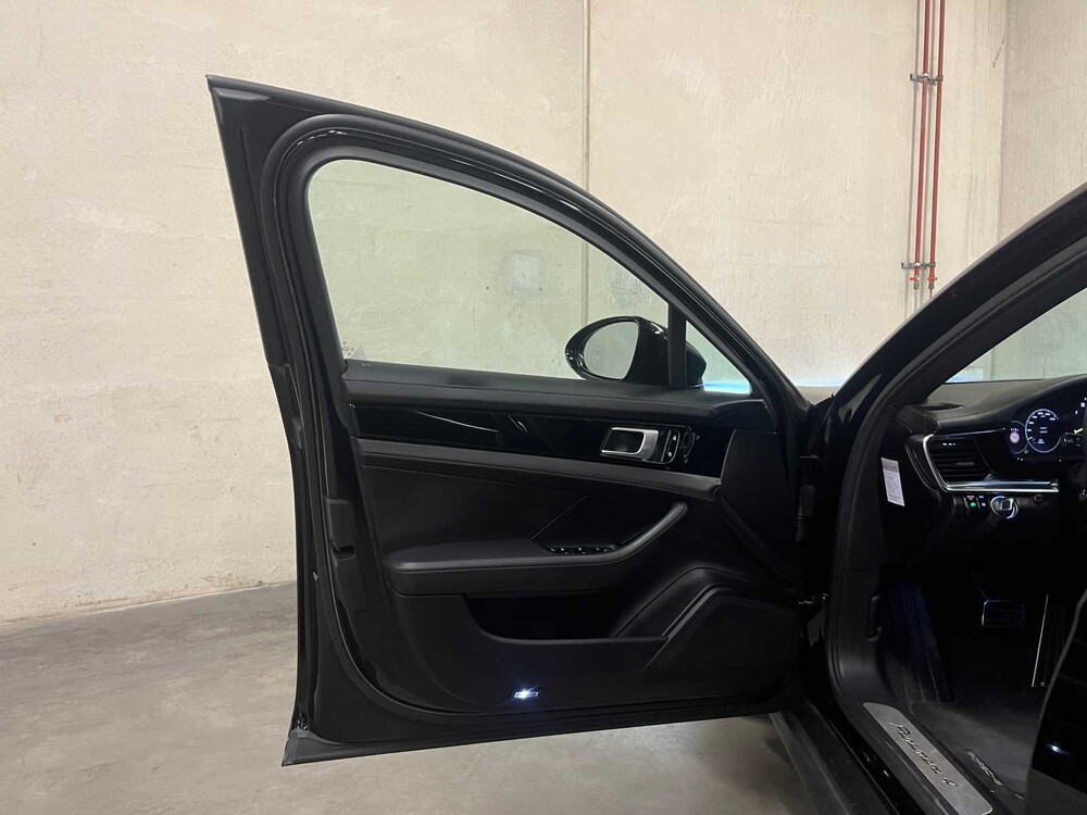 Porsche Panamera Sport Turismo 4 E-Hybrid 2.9 V6 Sport-Chrono 462PS 2019 FACELIFT, N-749-HR