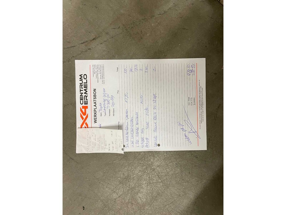 Toyota Land Cruiser 100 4.7i V8 Executive 238PS 2002, T-308-PV