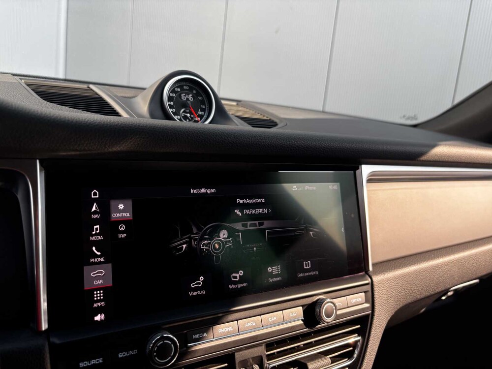 Porsche Macan 2.0 FACELIFT 245PS 2018, XV-982-F