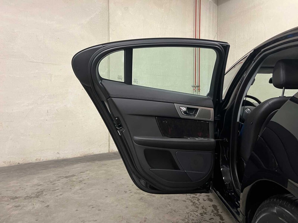 Jaguar XF 3.0 V6 Premium Luxury 238pk 2008 (Origineel-NL), 29-GLD-7