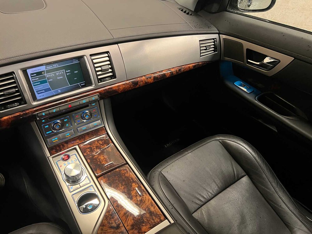 Jaguar XF 3.0 V6 Premium Luxury 238pk 2008 (Origineel-NL), 29-GLD-7