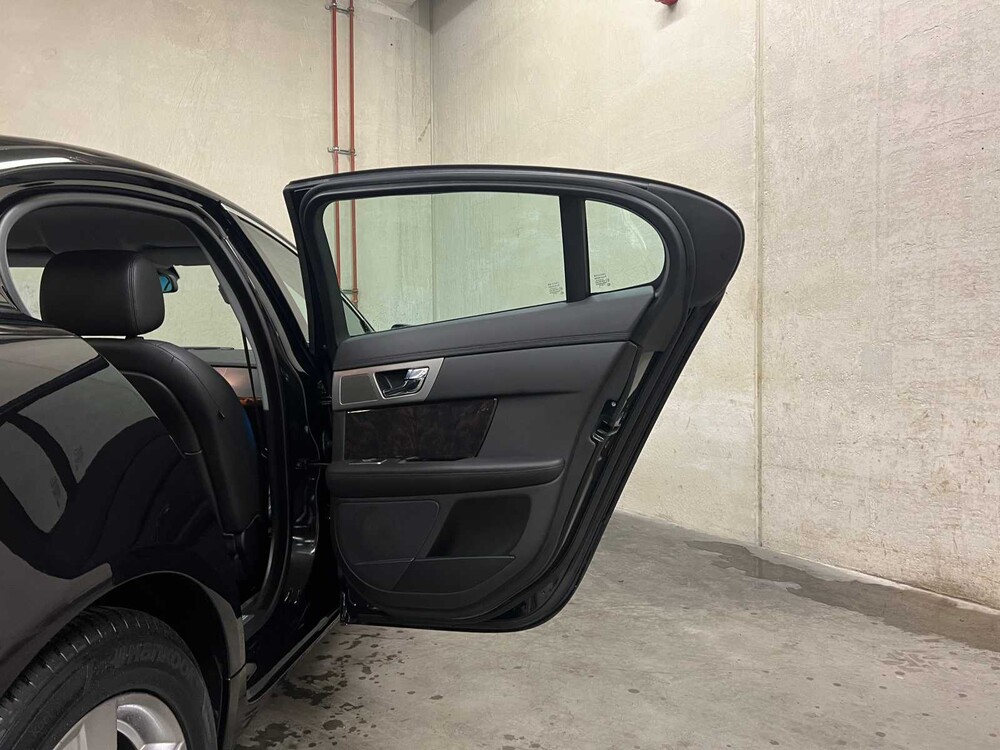 Jaguar XF 3.0 V6 Premium Luxury 238pk 2008 (Origineel-NL), 29-GLD-7