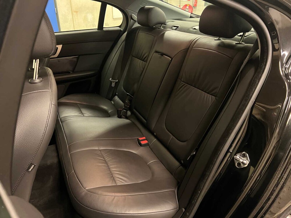 Jaguar XF 3.0 V6 Premium Luxury 238pk 2008 (Origineel-NL), 29-GLD-7
