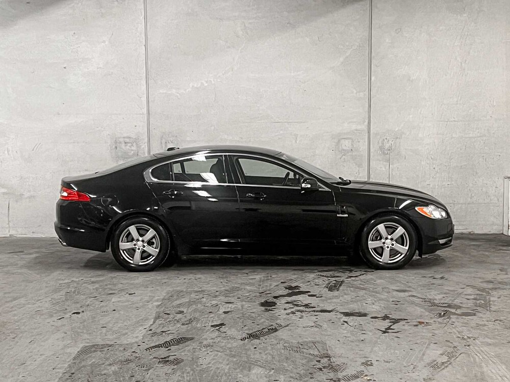 Jaguar XF 3.0 V6 Premium Luxury 238pk 2008 (Origineel-NL), 29-GLD-7