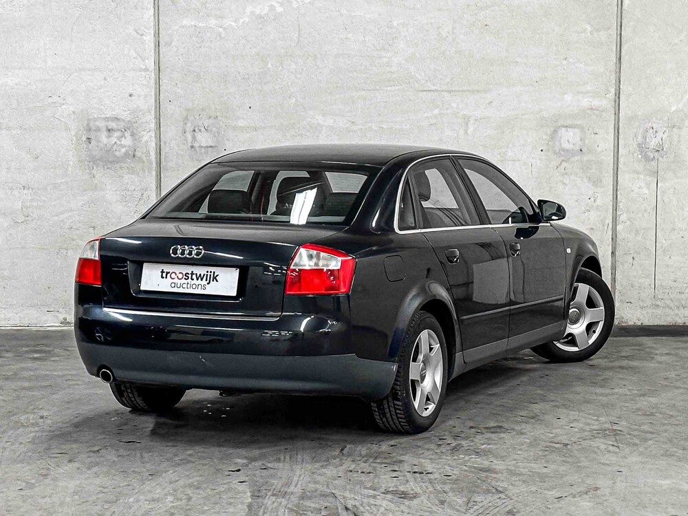 Audi A4 Limousine 1.6 Exclusive 102pk 2003 (Origineel-NL), 83-LS-JL Youngtimer