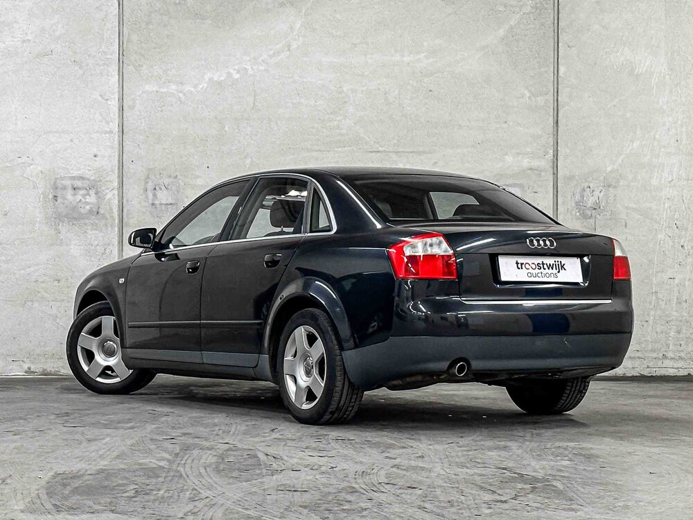 Audi A4 Limousine 1.6 Exclusive 102pk 2003 (Origineel-NL), 83-LS-JL Youngtimer