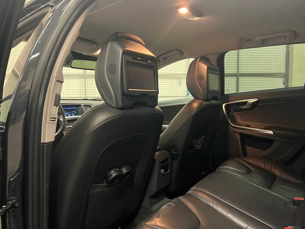 Volvo V60 1.6 D2 Summum 114pk 2013 (Origineel-NL), SX-575-L