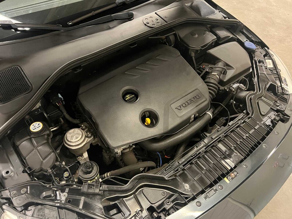 Volvo V60 1.6 D2 Summum 114pk 2013 (Origineel-NL), SX-575-L