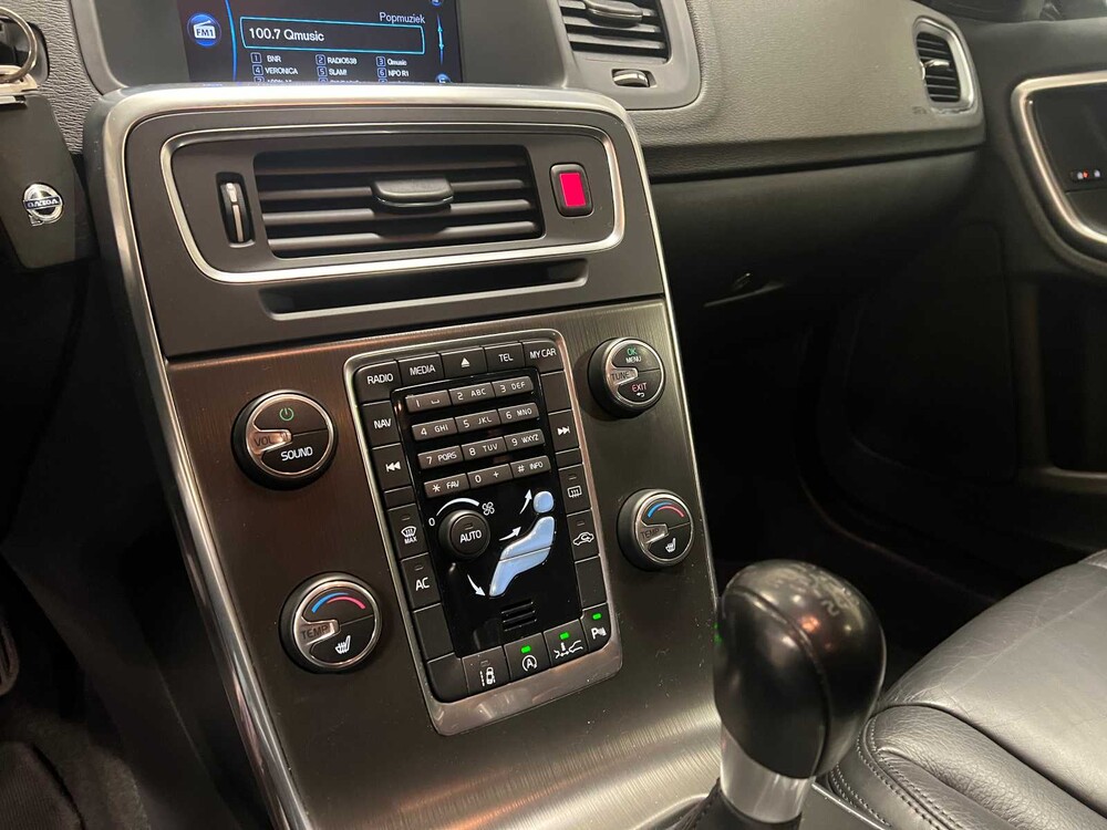 Volvo V60 1.6 D2 Summum 114pk 2013 (Origineel-NL), SX-575-L