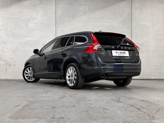 Volvo V60 1.6 D2 Summum 114hp 2013 (Original-NL), SX-575-L