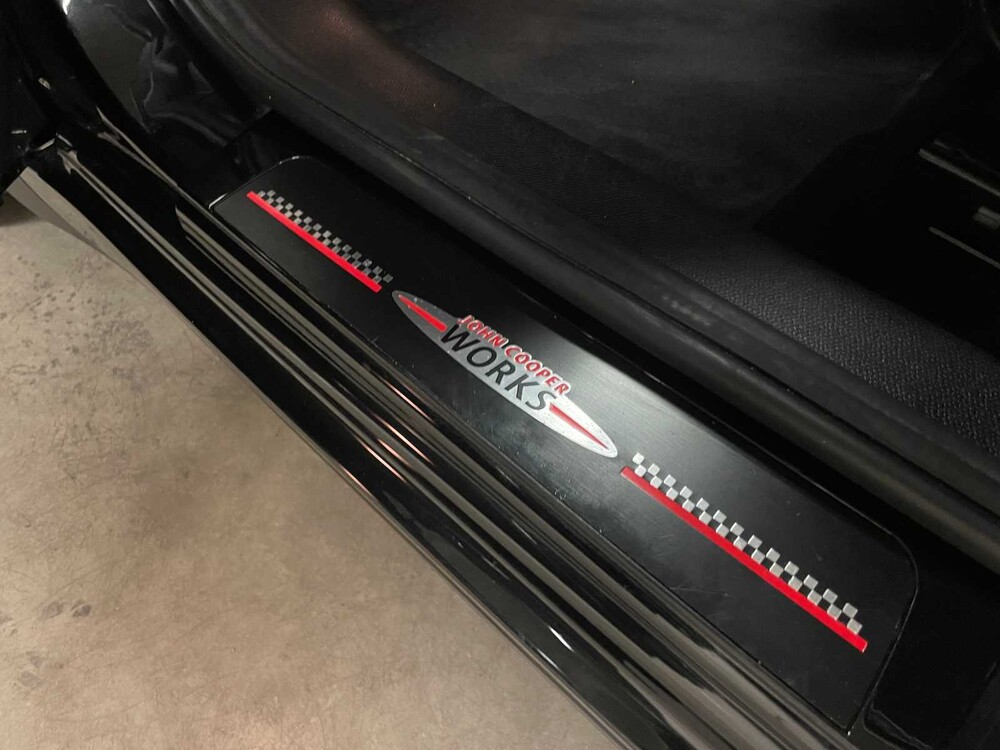 Mini Countryman JCW 1.6 ALL4 Chili 218pk 2013 (John Cooper Works), XD-242-B