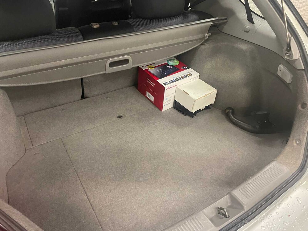 Subaru Impreza Plus 2.0 WRX AWD 218pk 2002 (Origineel-NL), 64-JN-HV