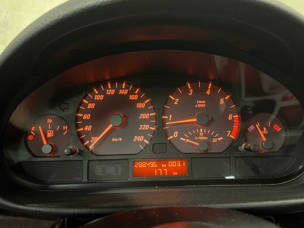 BMW 318Ci Executive Cabriolet 143pk 2002 3ER RHEIE 3-serie, 61-JS-FS