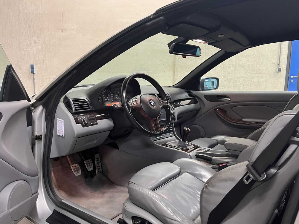 BMW 318Ci Executive Cabriolet 143pk 2002 3ER RHEIE 3-serie, 61-JS-FS