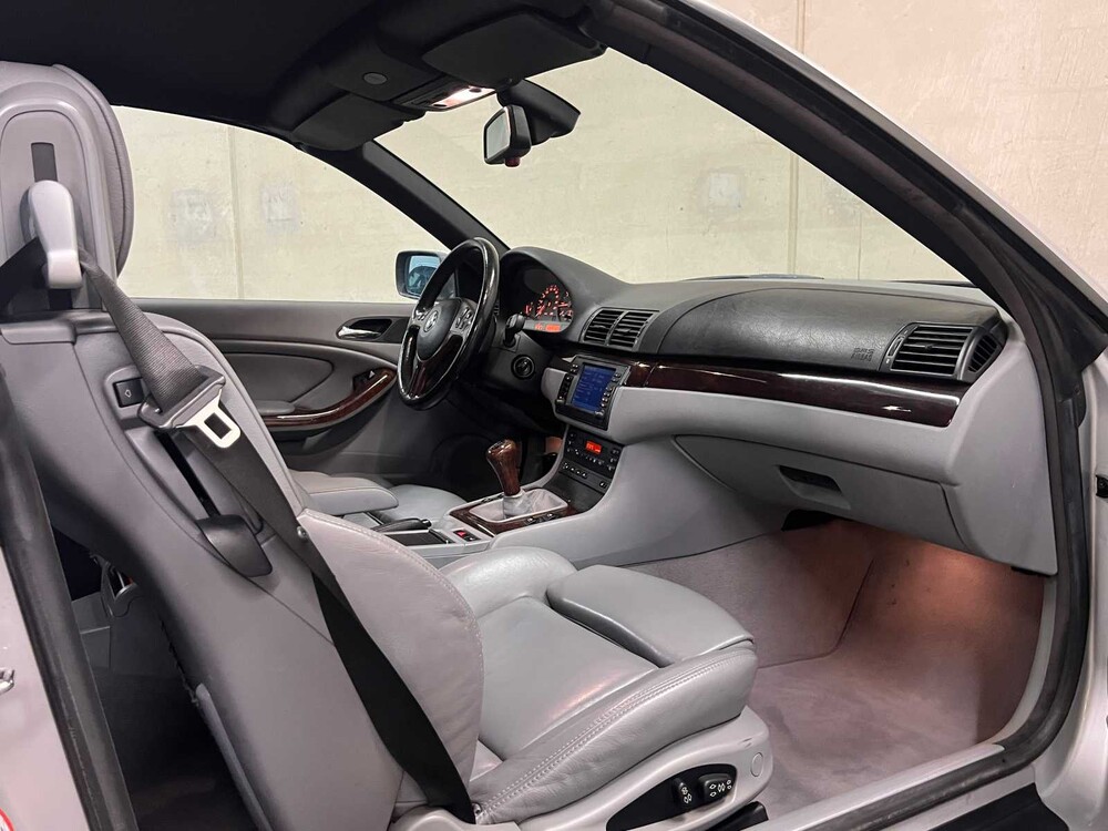 BMW 318Ci Executive Cabriolet 143pk 2002 3ER RHEIE 3-serie, 61-JS-FS