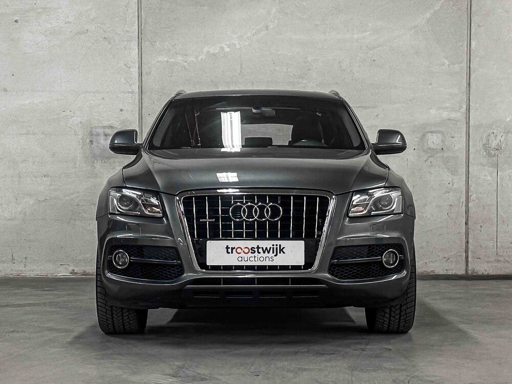 Audi Q5 3.2 FSI V6 Quattro S-line 271pk 2011, 52-XXH-7