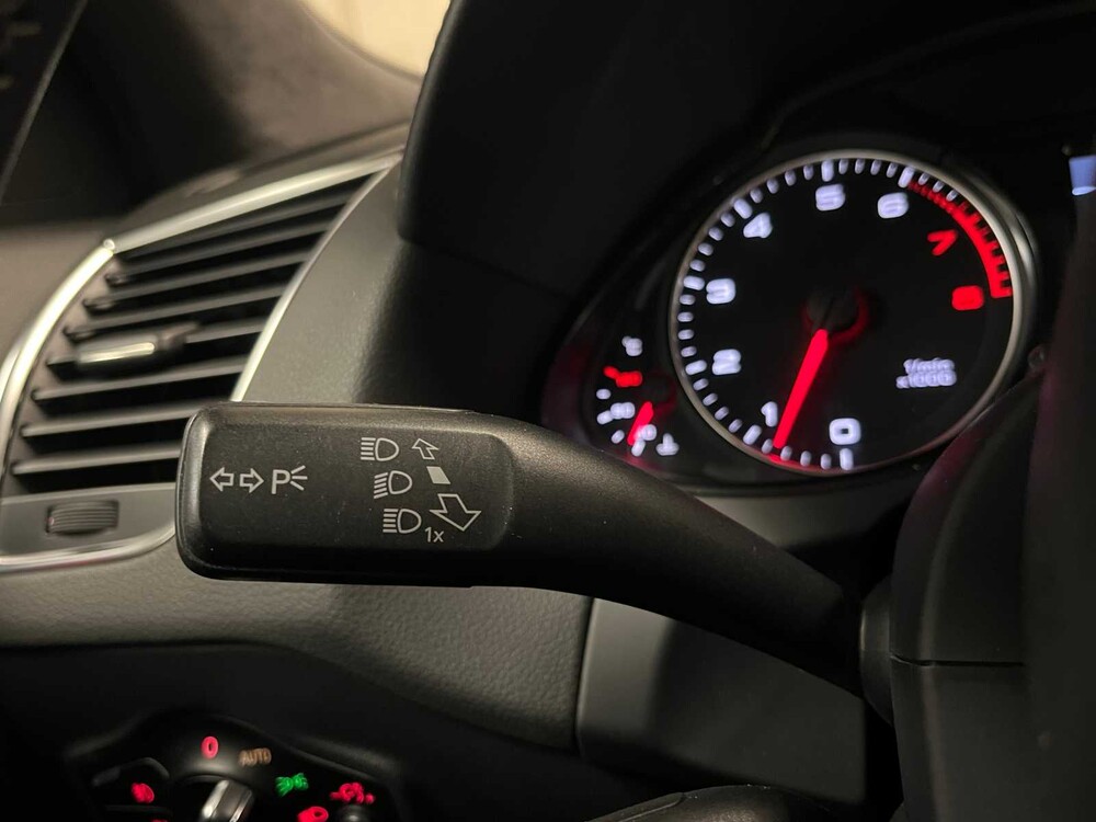 Audi Q5 3.2 FSI V6 Quattro S-line 271pk 2011, 52-XXH-7