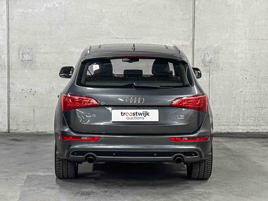 Audi Q5 3.2 FSI V6 Quattro S-line 271hp 2011, 52-XXH-7