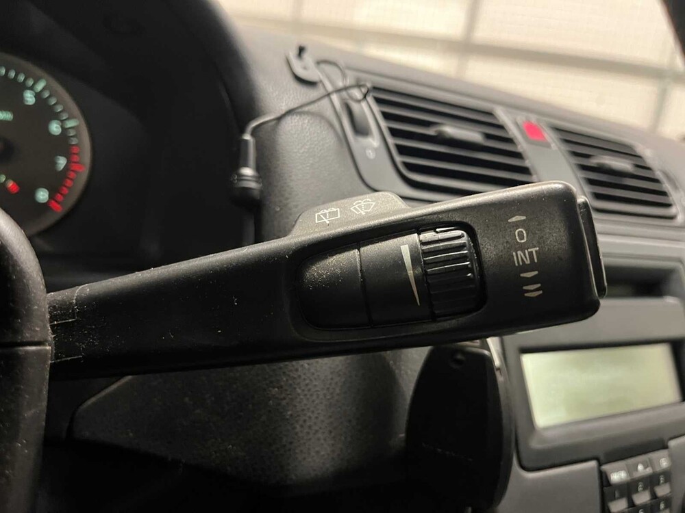 Volvo V50 1.8 125pk 2005 (Origineel-NL), 23-RX-RP