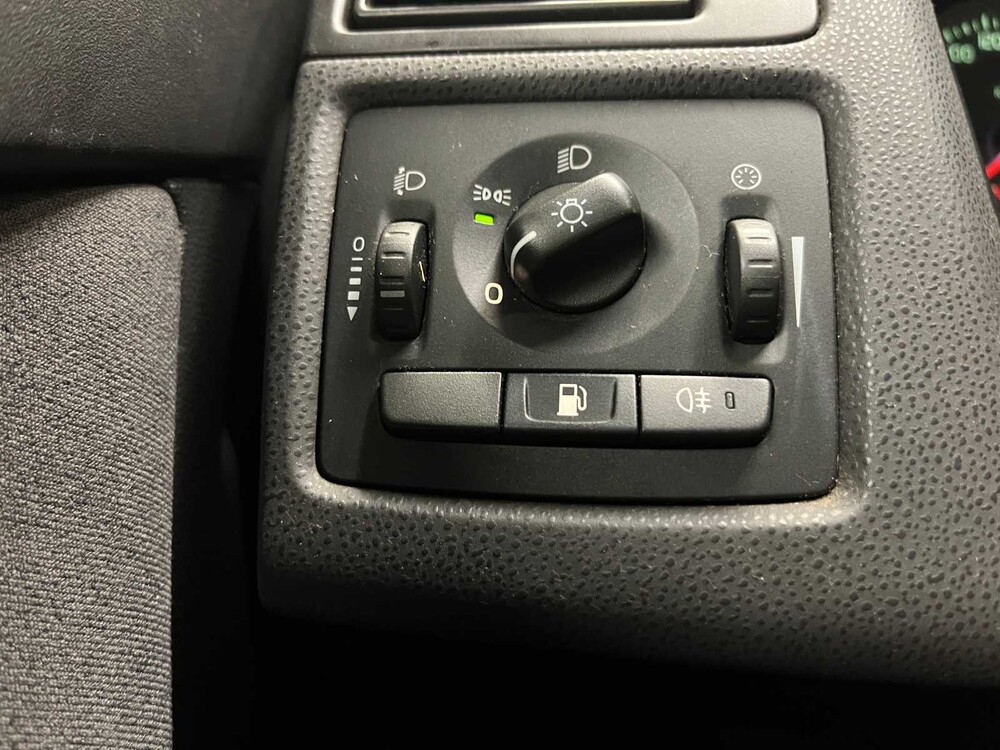 Volvo V50 1.8 125pk 2005 (Origineel-NL), 23-RX-RP