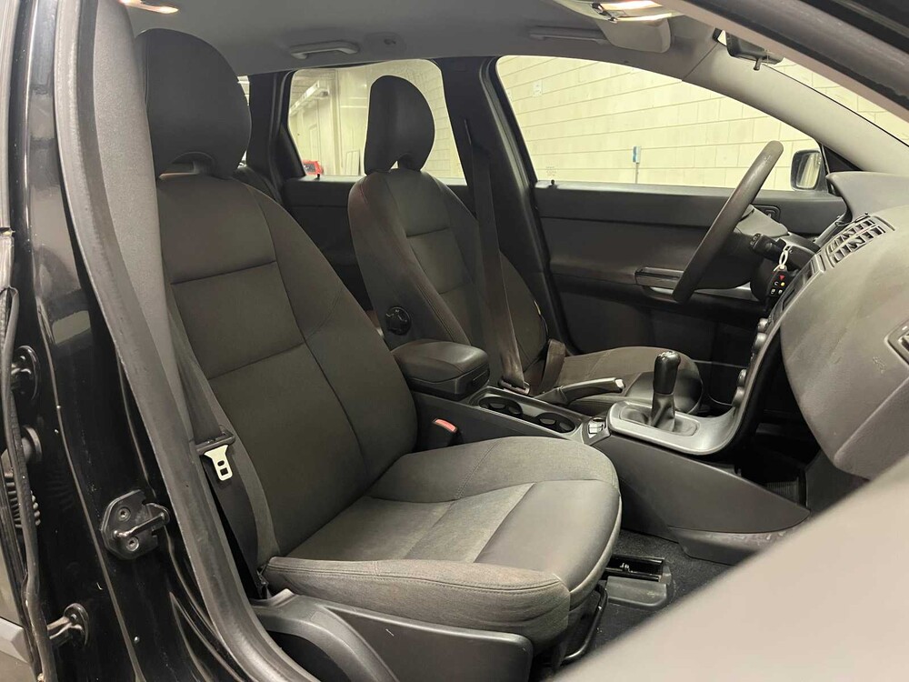 Volvo V50 1.8 125pk 2005 (Origineel-NL), 23-RX-RP