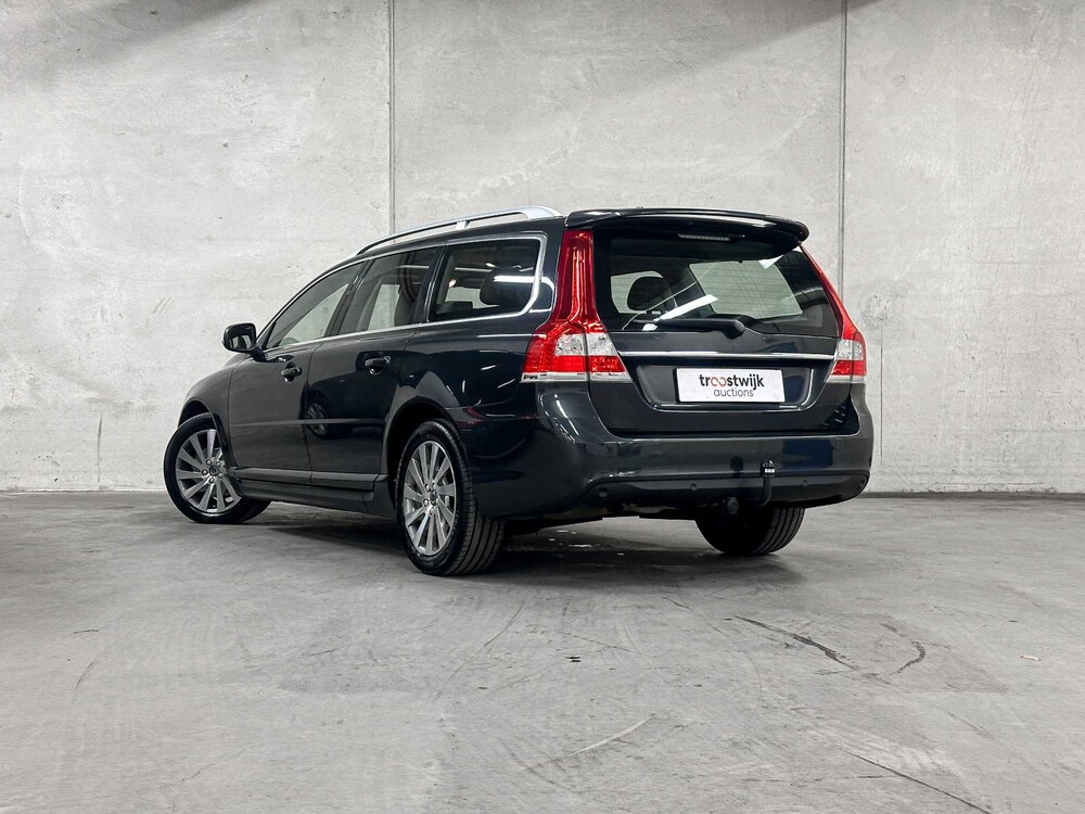Volvo V70 2.0 D3 Inscription 150pk 2017 (Origineel-NL), NB-844-H