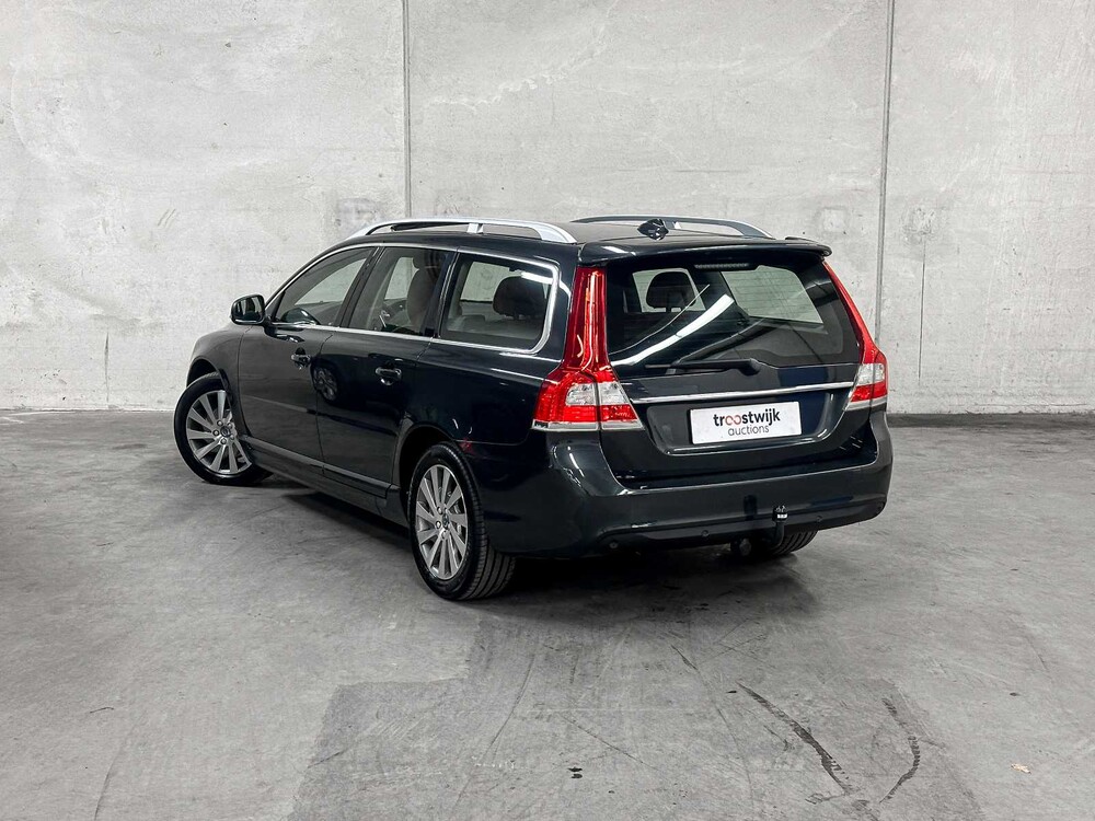 Volvo V70 2.0 D3 Inscription 150pk 2017 (Origineel-NL), NB-844-H