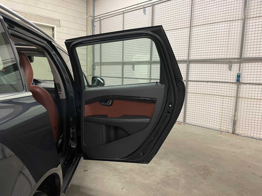 Volvo V70 2.0 D3 Inscription 150pk 2017 (Origineel-NL), NB-844-H