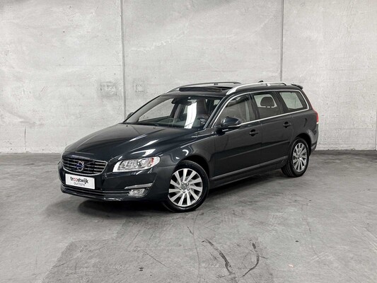 Volvo V70 2.0 D3 Inscription 150hp 2017 (Original-NL), NB-844-H