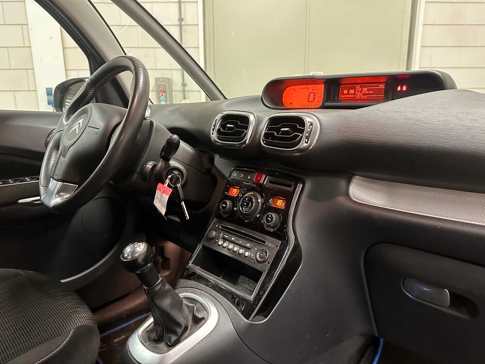 Citroen C3 Picasso 1.2 PureT Exclusive 110pk 2015 (Origineel-NL), 9-ZSZ-92