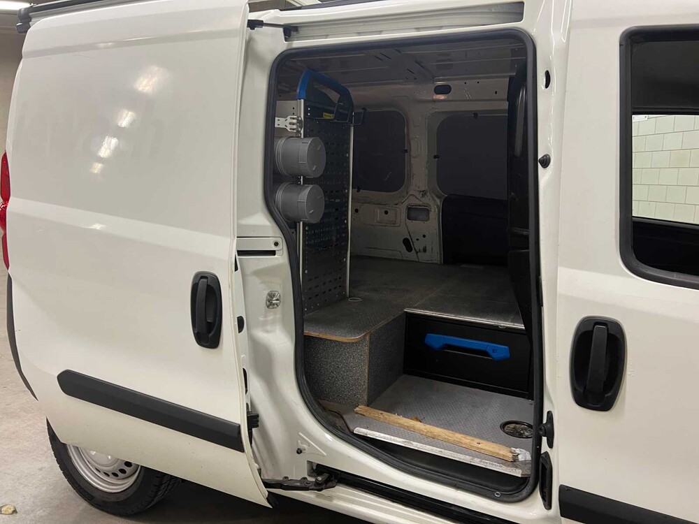 Opel Combo 1.3 CDTi L2H1 Sport 95pk 2017 (Origineel-NL) V-995-HV