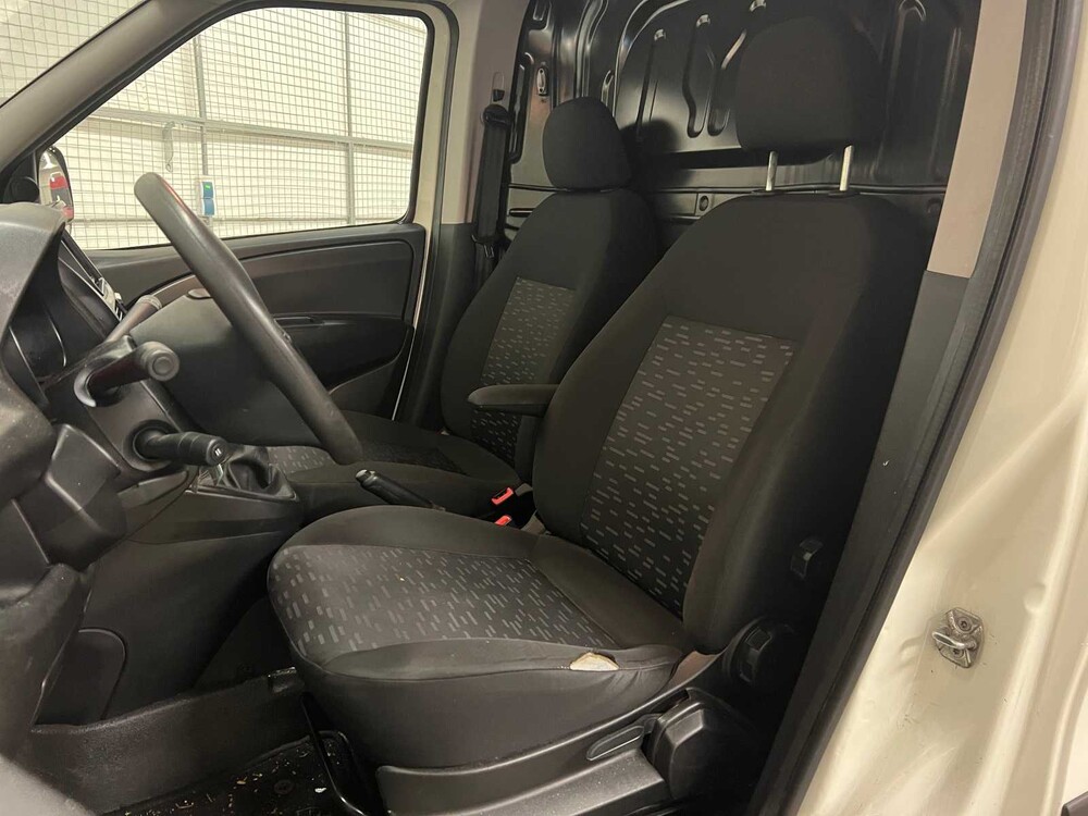 Opel Combo 1.3 CDTi L2H1 Sport 95pk 2017 (Origineel-NL) V-995-HV