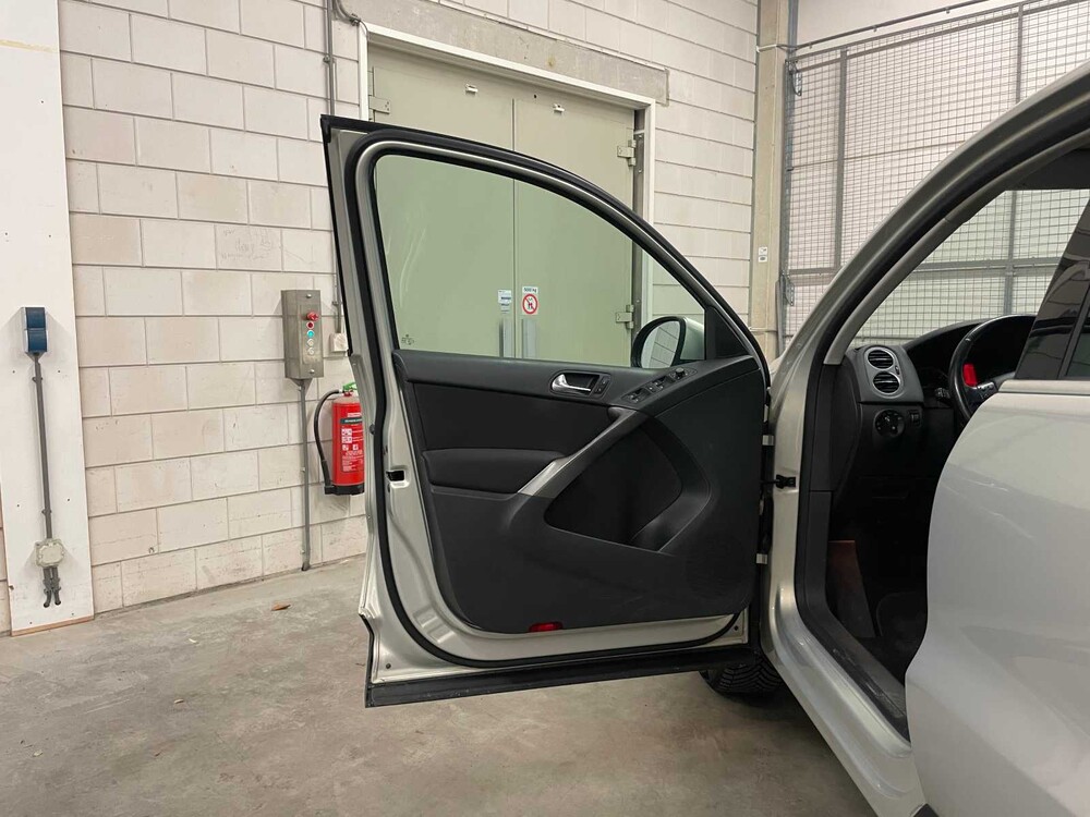 Volkswagen Tiguan 2.0 TDI Sport&Style 4Motion 140pk 2009, PR-856-B